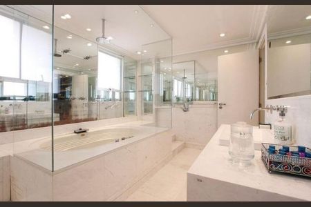 Apartamento à venda com 401m², 3 quartos e 5 vagas