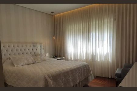 Apartamento à venda com 4 quartos, 232m² em Vila Nova Conceição, São Paulo