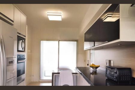 Apartamento à venda com 4 quartos, 232m² em Vila Nova Conceição, São Paulo