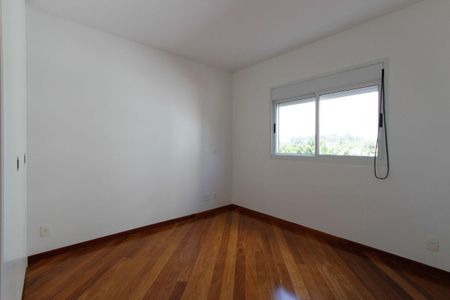 Apartamento à venda com 212m², 4 quartos e 4 vagas
