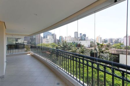 Apartamento à venda com 212m², 4 quartos e 4 vagas