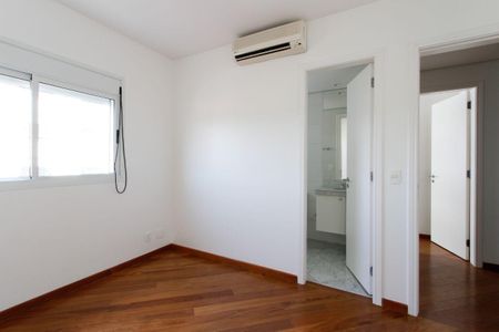 Apartamento à venda com 212m², 4 quartos e 4 vagas