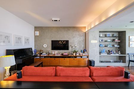 Apartamento à venda com 3 quartos, 185m² em Itaim Bibi, São Paulo