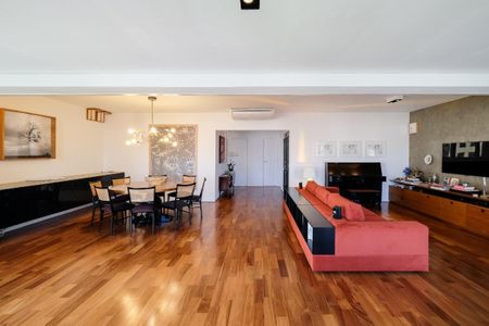 Apartamento à venda com 3 quartos, 185m² em Itaim Bibi, São Paulo