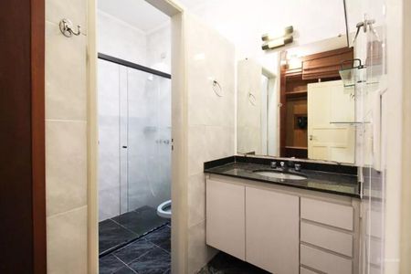 Casa à venda com 4 quartos, 129m² em Vila Nova Conceição, São Paulo