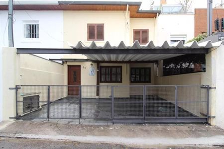 Casa à venda com 129m², 4 quartos e 2 vagas