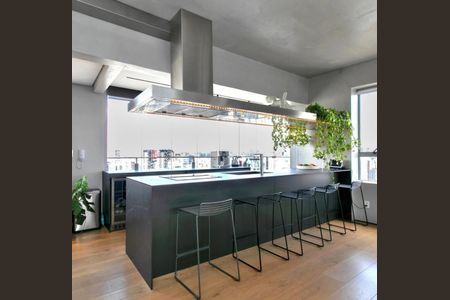 Apartamento à venda com 2 quartos, 200m² em Vila Nova Conceição, São Paulo