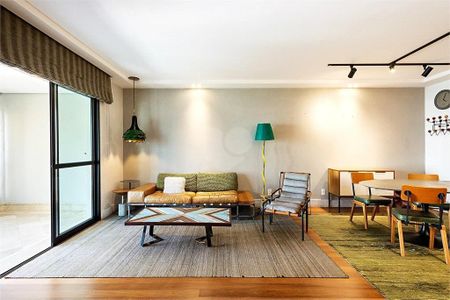 Apartamento à venda com 3 quartos, 283m² em Vila Nova Conceição, São Paulo