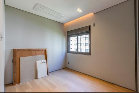 Apartamento à venda com 3 quartos, 185m² em Itaim Bibi, São Paulo