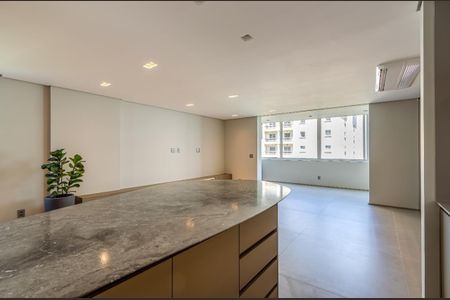 Apartamento à venda com 3 quartos, 185m² em Itaim Bibi, São Paulo