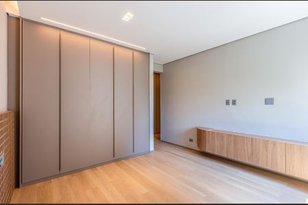 Apartamento à venda com 3 quartos, 185m² em Itaim Bibi, São Paulo