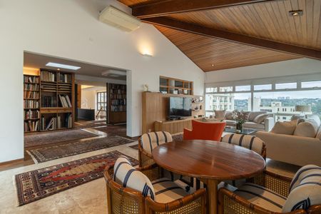 Apartamento à venda com 384m², 3 quartos e 4 vagas Apartamento à venda com 384m², 3 quartos e 4 vagasSala 4