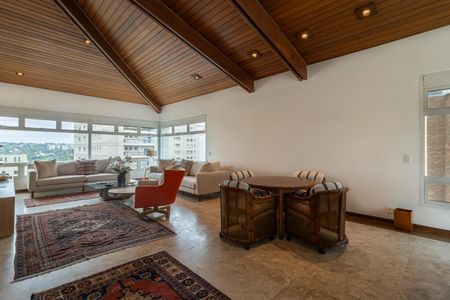 Apartamento à venda com 384m², 3 quartos e 4 vagas Apartamento à venda com 384m², 3 quartos e 4 vagasSala 4