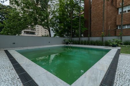 Apartamento à venda com 384m², 3 quartos e 4 vagas Apartamento à venda com 384m², 3 quartos e 4 vagasPiscina