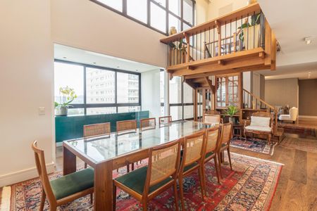 Apartamento à venda com 384m², 3 quartos e 4 vagas Apartamento à venda com 384m², 3 quartos e 4 vagasSala 1