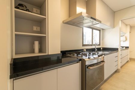 Apartamento à venda com 384m², 3 quartos e 4 vagas Apartamento à venda com 384m², 3 quartos e 4 vagasCozinha