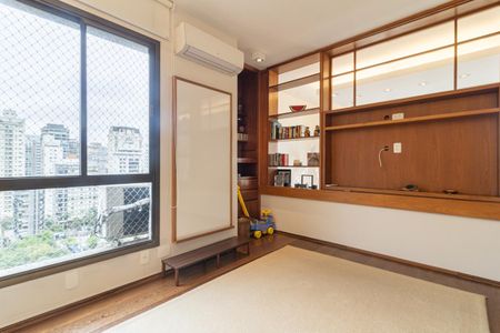 Apartamento à venda com 384m², 3 quartos e 4 vagas Apartamento à venda com 384m², 3 quartos e 4 vagasSala 3