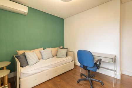 Apartamento à venda com 384m², 3 quartos e 4 vagas Apartamento à venda com 384m², 3 quartos e 4 vagasSuíte 2