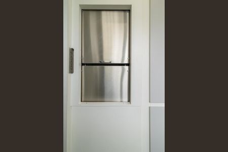 Apartamento à venda com 384m², 3 quartos e 4 vagas Apartamento à venda com 384m², 3 quartos e 4 vagasÁrea de Serviço