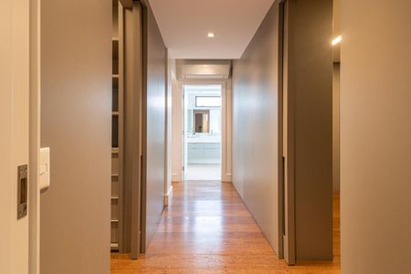 Apartamento à venda com 384m², 3 quartos e 4 vagas Apartamento à venda com 384m², 3 quartos e 4 vagasSuíte 1