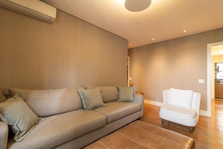 Apartamento à venda com 384m², 3 quartos e 4 vagas Apartamento à venda com 384m², 3 quartos e 4 vagasSala 2