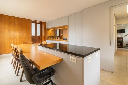 Apartamento à venda com 384m², 3 quartos e 4 vagas Apartamento à venda com 384m², 3 quartos e 4 vagasCopa