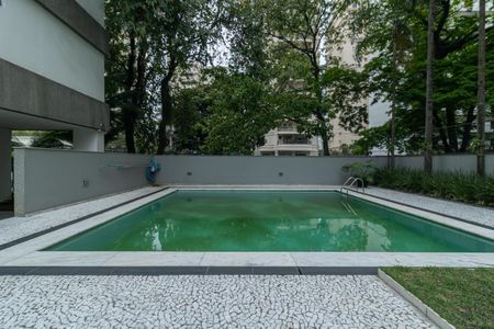 Apartamento à venda com 384m², 3 quartos e 4 vagas Apartamento à venda com 384m², 3 quartos e 4 vagasPiscina