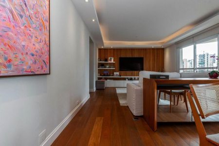 Apartamento à venda com 3 quartos, 158m² em Vila Nova Conceição, São Paulo