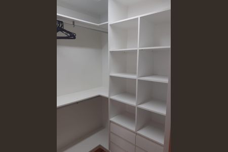Apartamento à venda com 180m², 2 quartos e 2 vagas