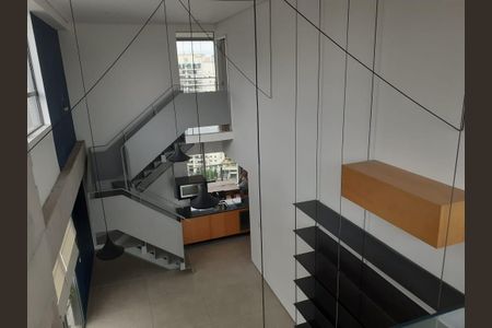Apartamento à venda com 180m², 2 quartos e 2 vagas
