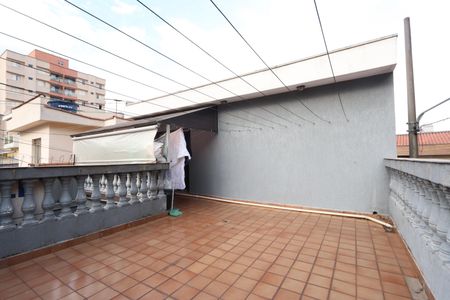 Casa à venda com 240m², 3 quartos e 4 vagasVaranda