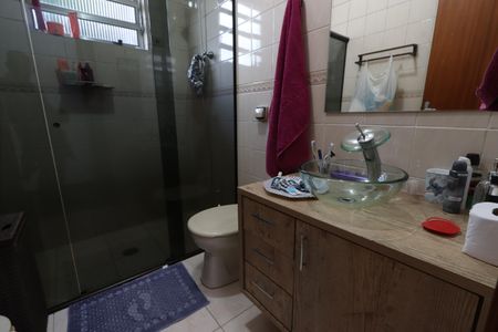 Banheiro da Suíte 1 de casa à venda com 3 quartos, 240m² em Vila Graciosa, São Paulo