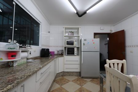 Casa à venda com 240m², 3 quartos e 4 vagasCozinha