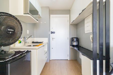 Studio para alugar com 19m², 1 quarto e sem vaga Studio para alugar com 19m², 1 quarto e sem vagaCozinha