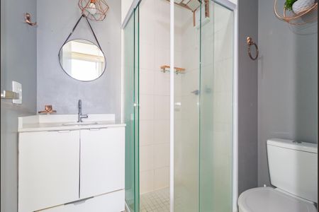 Banheiro de kitnet/studio para alugar com 1 quarto, 19m² em Brás, São Paulo