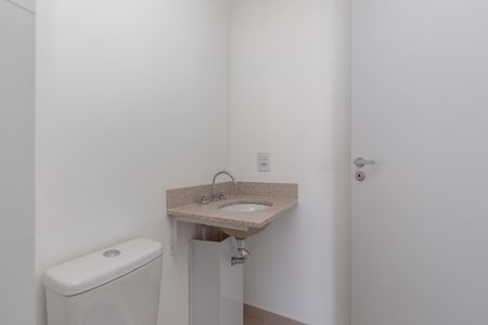 Apartamento à venda com 71m², 2 quartos e 1 vagaBanheiro da Suíte 2