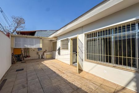 Casa à venda com 129m², 2 quartos e 2 vagas Casa à venda com 129m², 2 quartos e 2 vagasQuintal