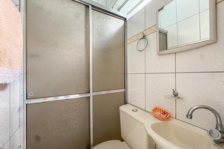 Casa à venda com 129m², 2 quartos e 2 vagas Casa à venda com 129m², 2 quartos e 2 vagasBanheiro 1