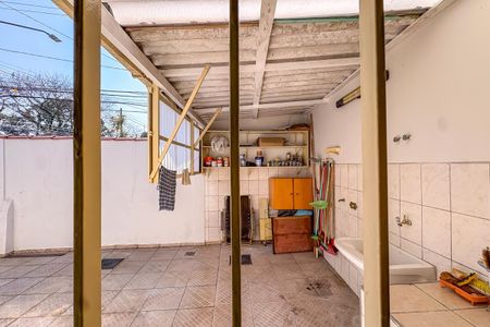 Casa à venda com 129m², 2 quartos e 2 vagas Casa à venda com 129m², 2 quartos e 2 vagasVista do Quarto 2