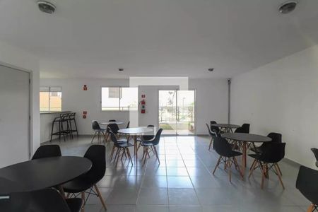 Apartamento à venda com 36m², 2 quartos e sem vagaÁrea comum - Salão de festas