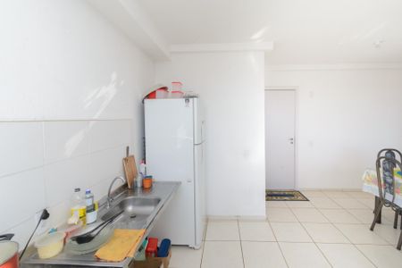 Apartamento à venda com 48m², 2 quartos e 1 vagaCozinha e Área de Serviço