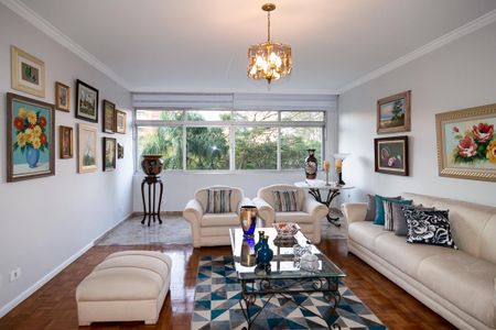 Apartamento à venda com 187m², 3 quartos e 1 vaga Apartamento à venda com 187m², 3 quartos e 1 vagaSala