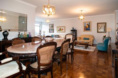 Apartamento à venda com 187m², 3 quartos e 1 vaga Apartamento à venda com 187m², 3 quartos e 1 vagaSala