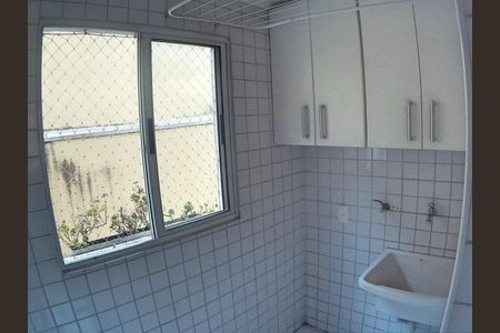 Casa de condomínio à venda com 109m², 2 quartos e 2 vagas Casa de condomínio à venda com 109m², 2 quartos e 2 vagasÁrea de Serviço