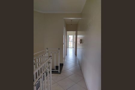 Casa à venda com 250m², 3 quartos e 7 vagasCorredor
