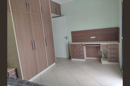 Casa à venda com 250m², 3 quartos e 7 vagasQuarto