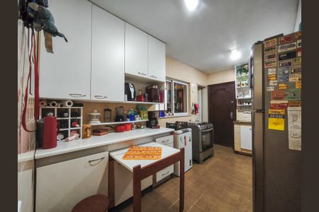 Apartamento à venda com 110m², 3 quartos e 2 vagasCozinha
