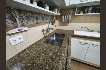 Apartamento à venda com 110m², 3 quartos e 2 vagasCozinha