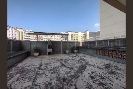 Apartamento à venda com 110m², 3 quartos e 2 vagasÁrea comum - Playground