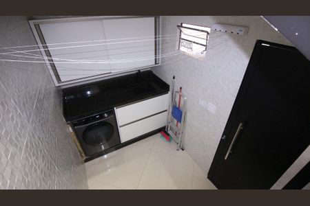 Casa de condomínio à venda com 90m², 2 quartos e 2 vagasÁrea de Serviço